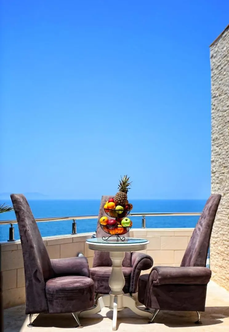Aler Luxury Vlore Hotel 4*,